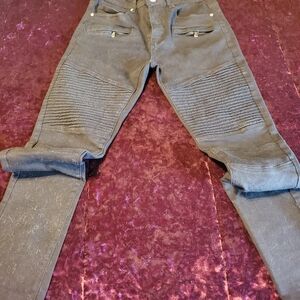 Forever 21 Charcoal Skinny Jeans